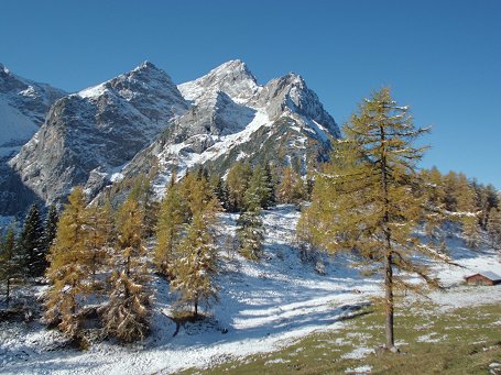 Ausblick von der Hütte zum Gamskarkogel